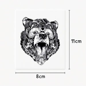 Tatuaggio mano Orso ruggente