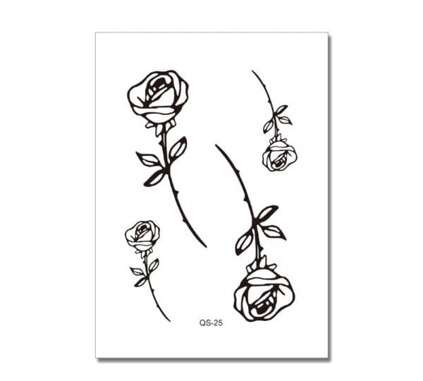 Tatuaggio mano Rose che cadono