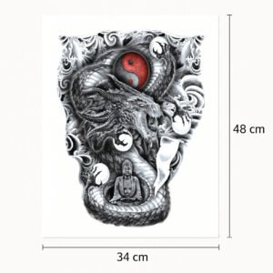 Tatuaggio schiena Drago in meditazione