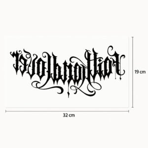 Tatuaggio petto Irriconoscibile